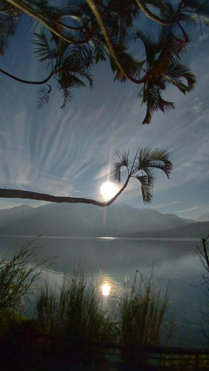 Sun Moon Lake Friday Inn Guest House Yuchi Ngoại thất bức ảnh