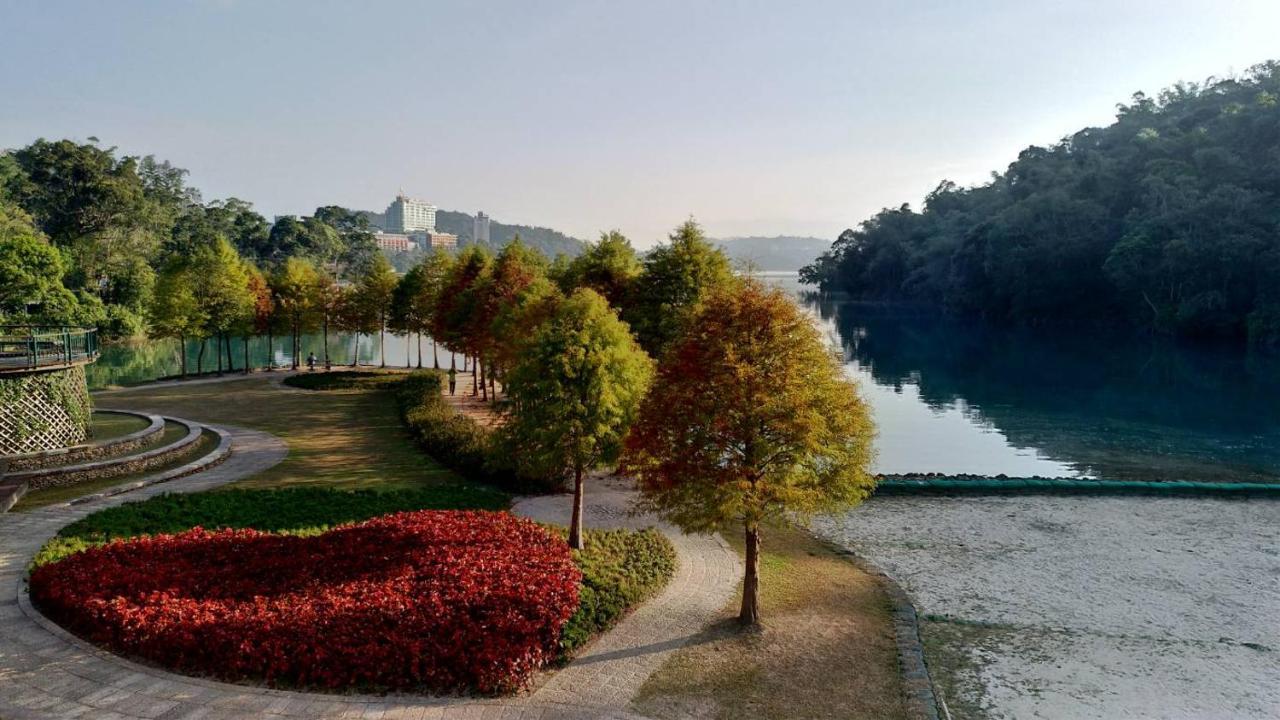 Sun Moon Lake Friday Inn Guest House Yuchi Ngoại thất bức ảnh