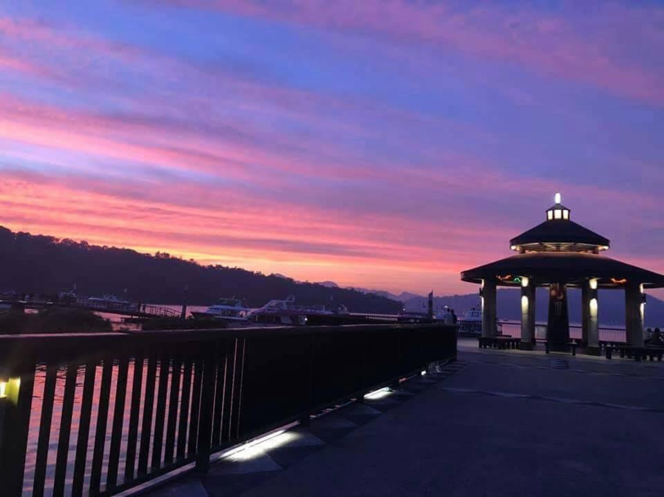 Sun Moon Lake Friday Inn Guest House Yuchi Ngoại thất bức ảnh
